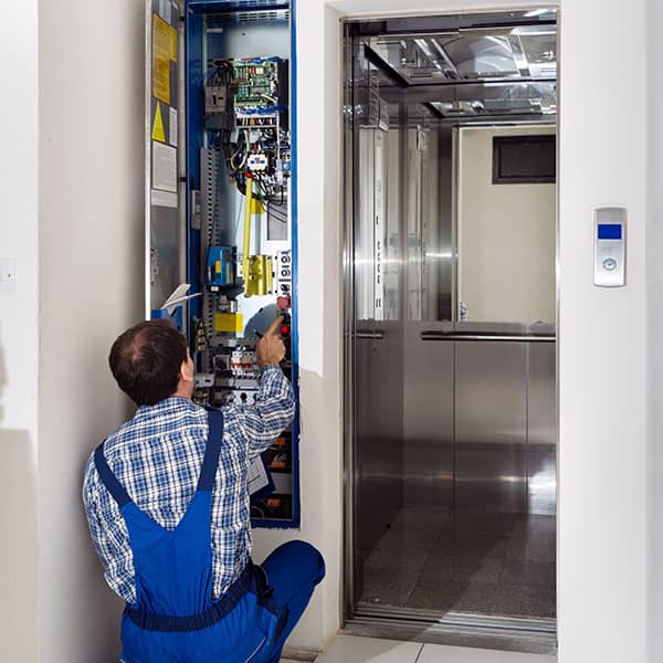 بازسازی آسانسور